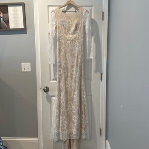 “Promising love ivory lace long sleeve mermaid maxi dress”